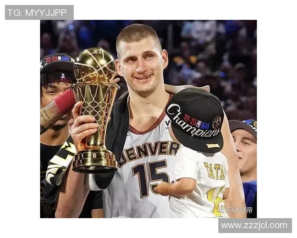 欧洲篮球赛前独特加油方式字母哥约基奇与队友互动扇巴掌